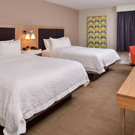 Hampton Inn Greensboro East / Mcleansville מראה חיצוני תמונה
